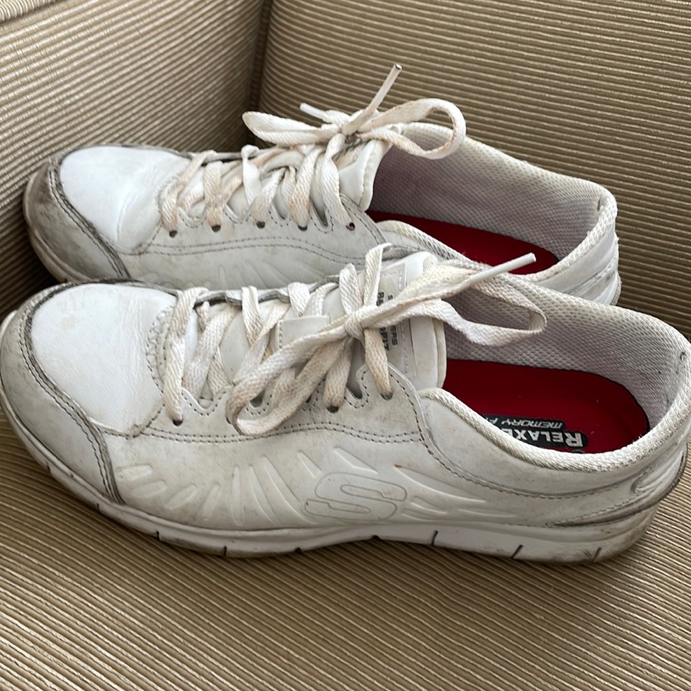 Hooters Used Sketcher Shoes